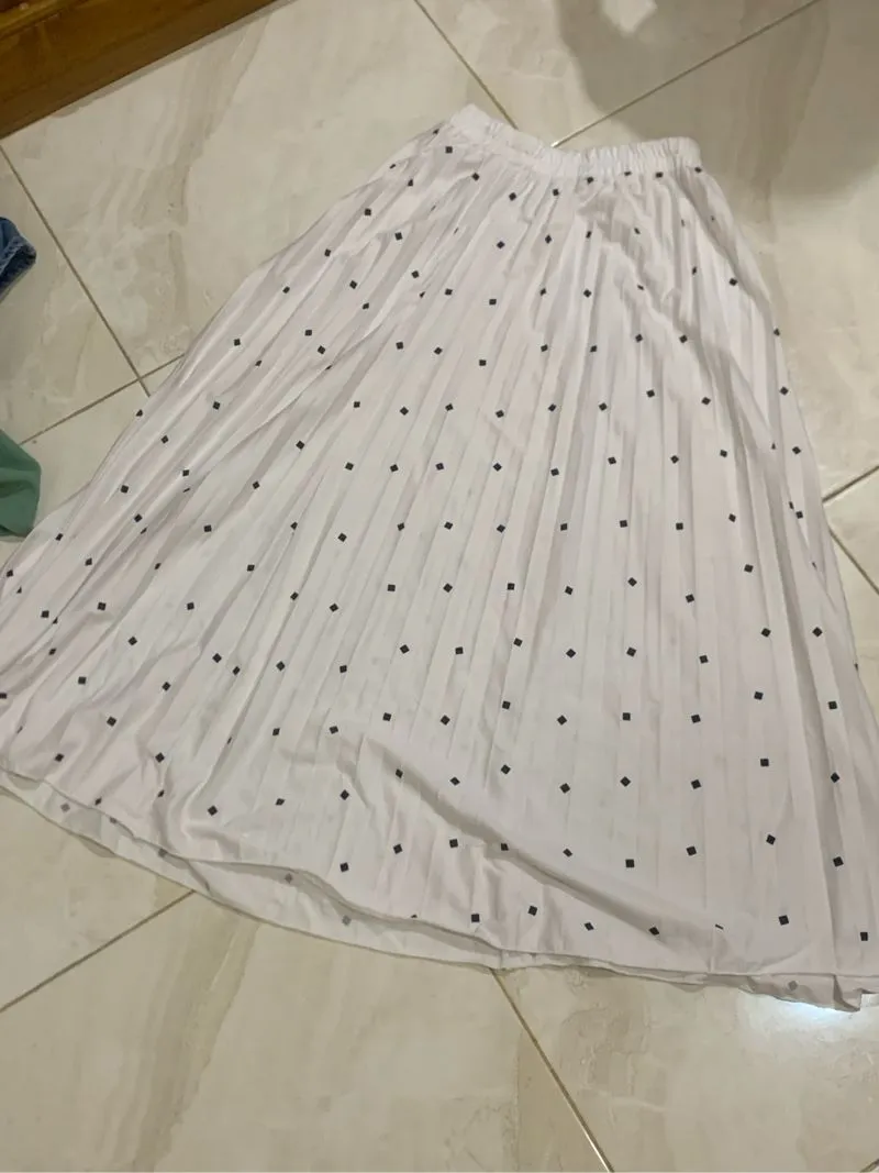 rok putih polkadot hitam photo 1