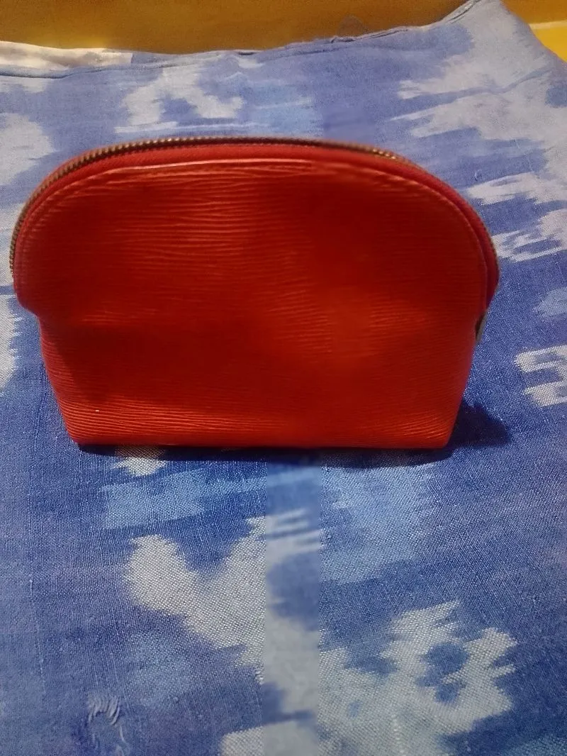 Cosmetic Clutch photo 1