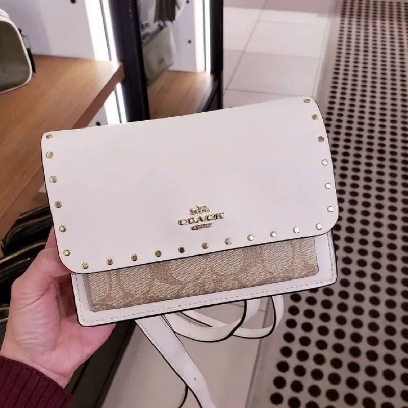 Coach bag photo 1