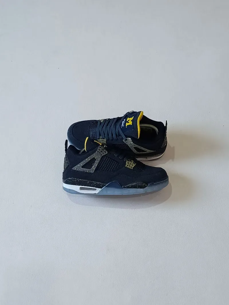 Nike Air Jordan Retro IV Michigan Wolverines photo 1