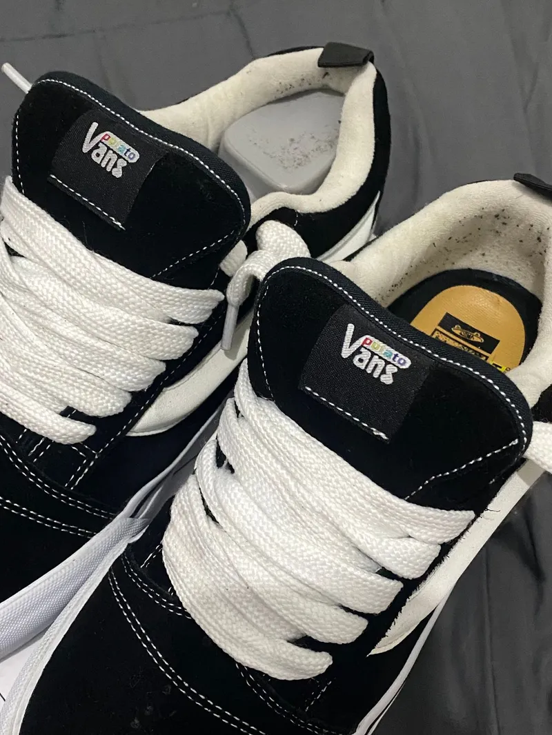 VANS Skater Casual Sneakers Pria white black