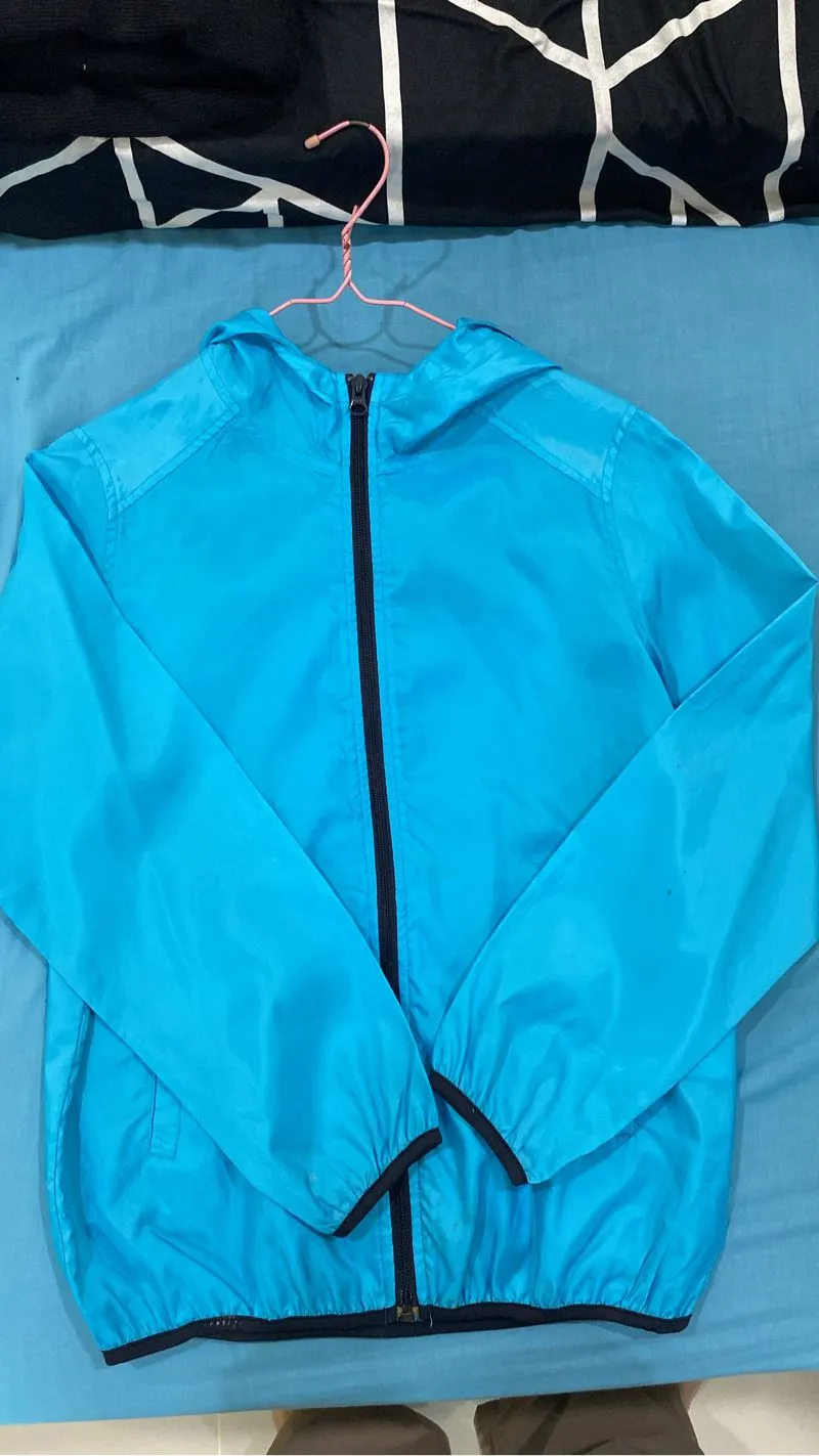 Running jacket photo 1