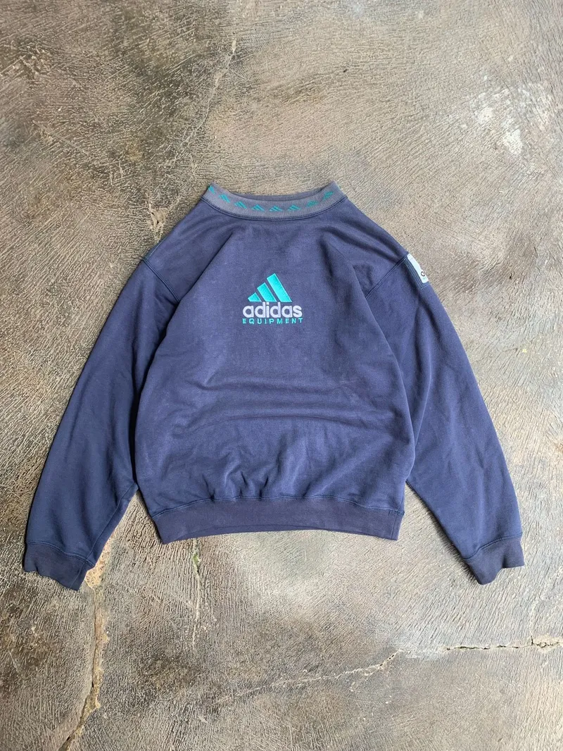 Adidas Vintage Streetwear Sweatshirt Pria navy photo 1