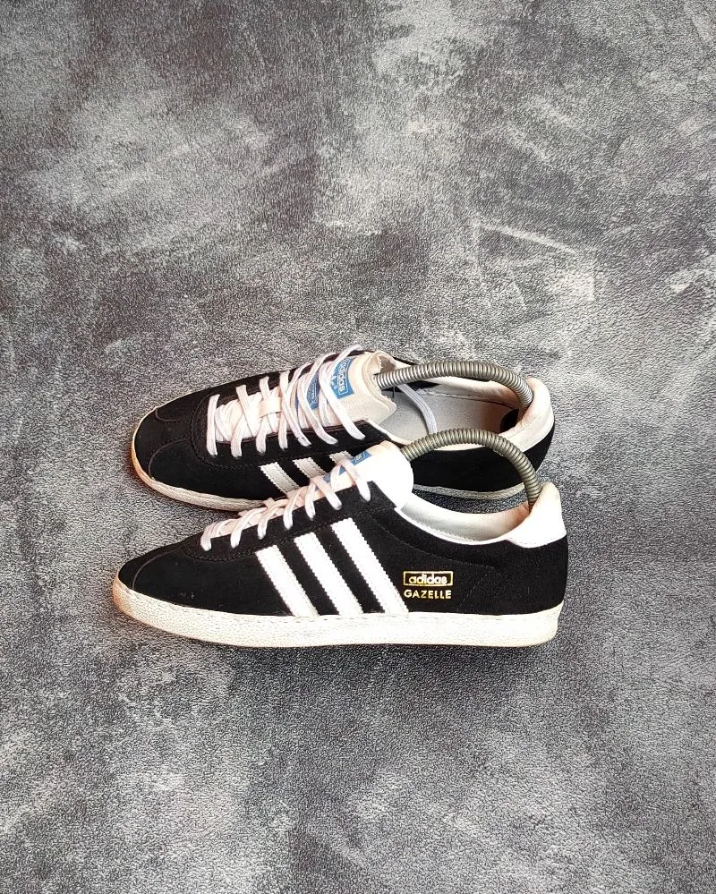 Tokopedia Adidas Gazelle Gr 42 Adidas Gazelle OG Black White