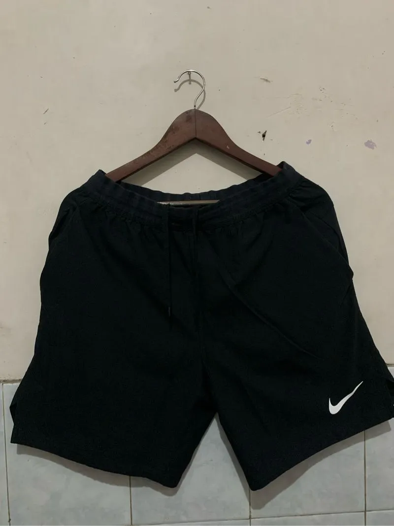 Short pants nike dri-fit photo 1