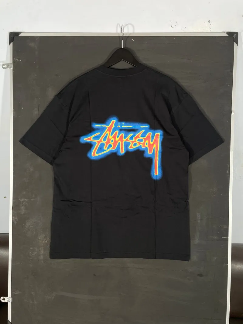Stussy Streetwear T-shirt Pria black Preloved