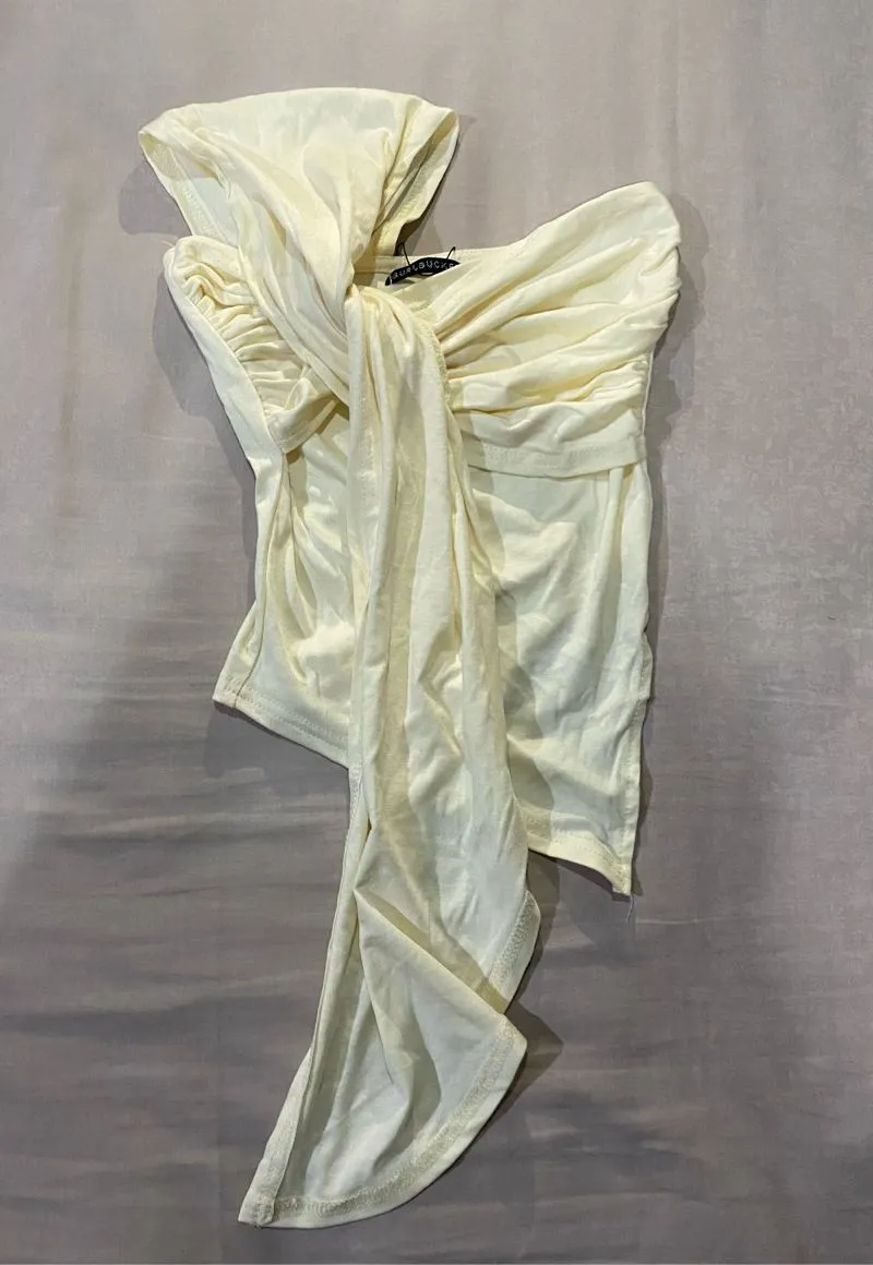CREAM ONE SHOULDER TOP photo 1