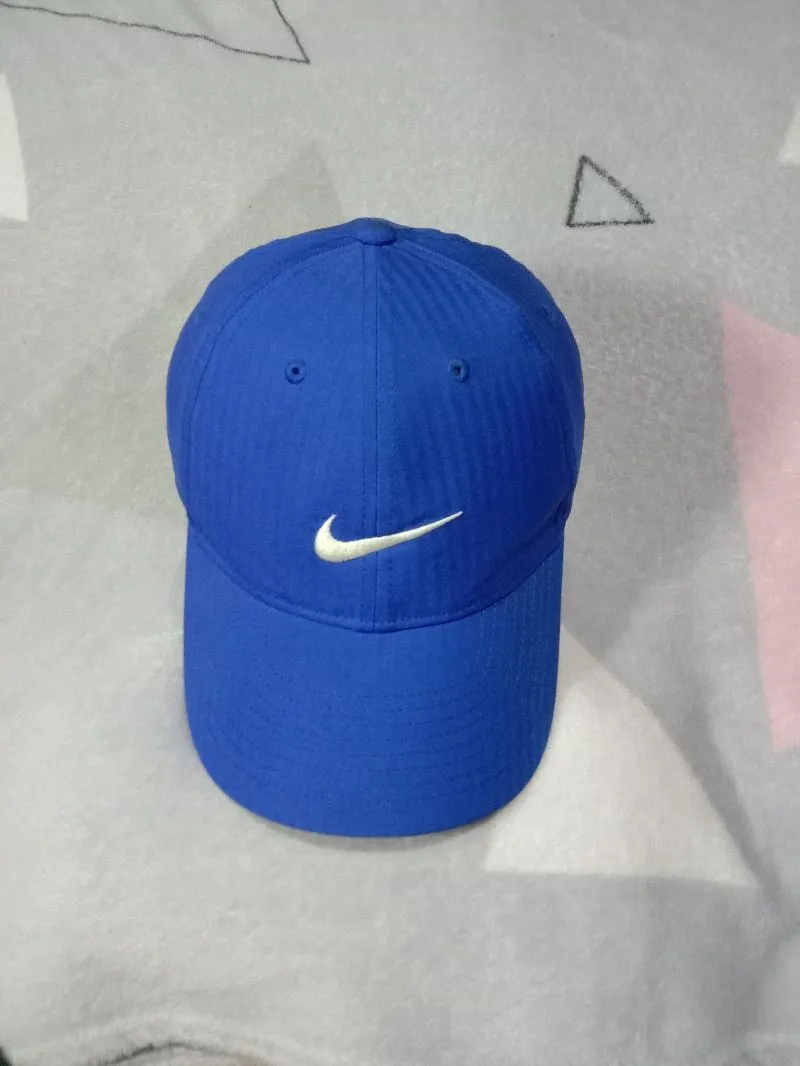 topi nike baseball