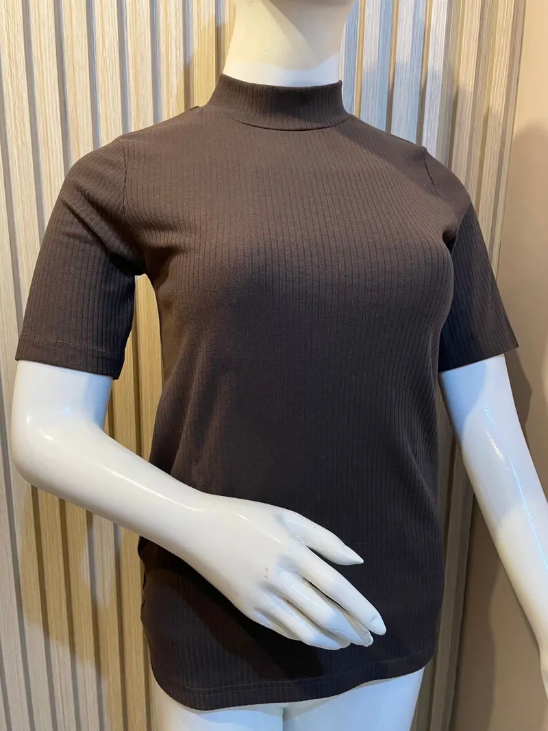 Casual T-shirt Wanita brown photo 1