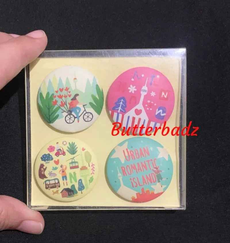 Pin badge bros Korea Namsan Tower photo 1