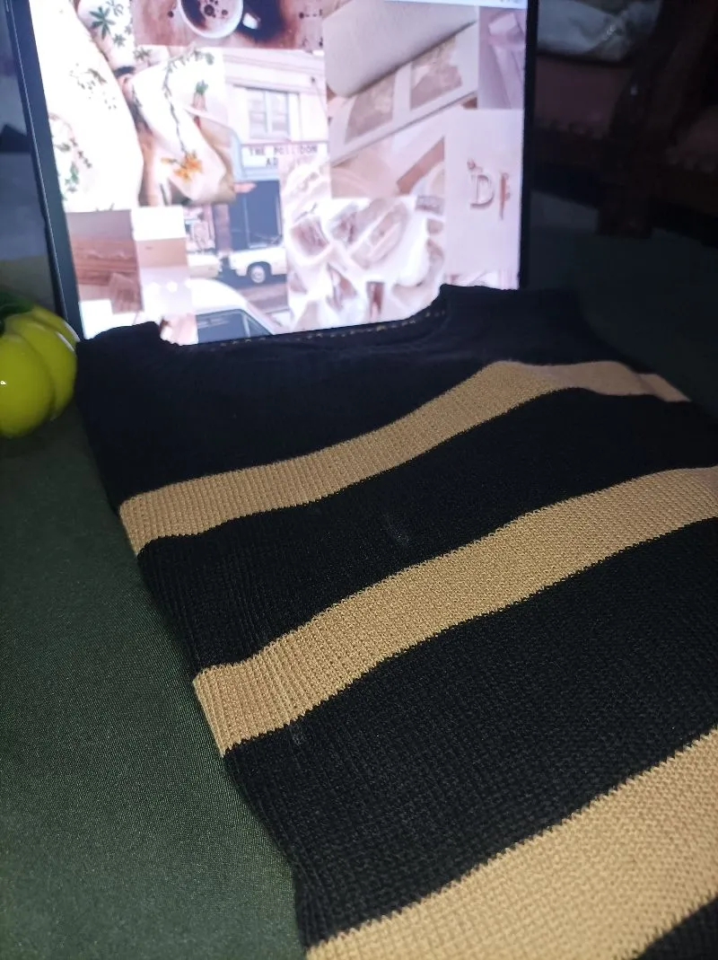 Sweater Rajut Salur photo 1