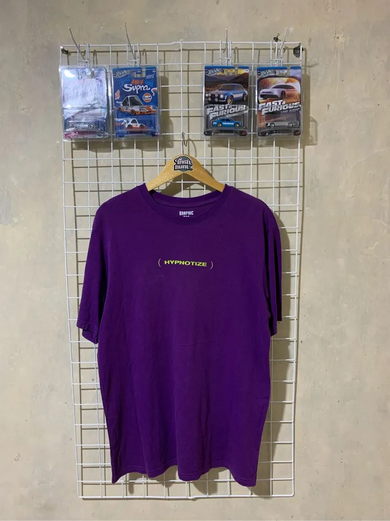 GRAPHIC TEE photo 1