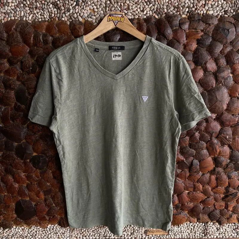 kaos gues vneck photo 1