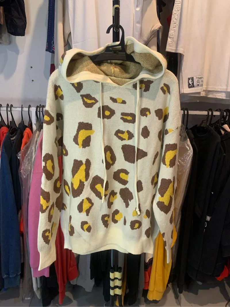 Hoodie rajut motif leopard photo 1
