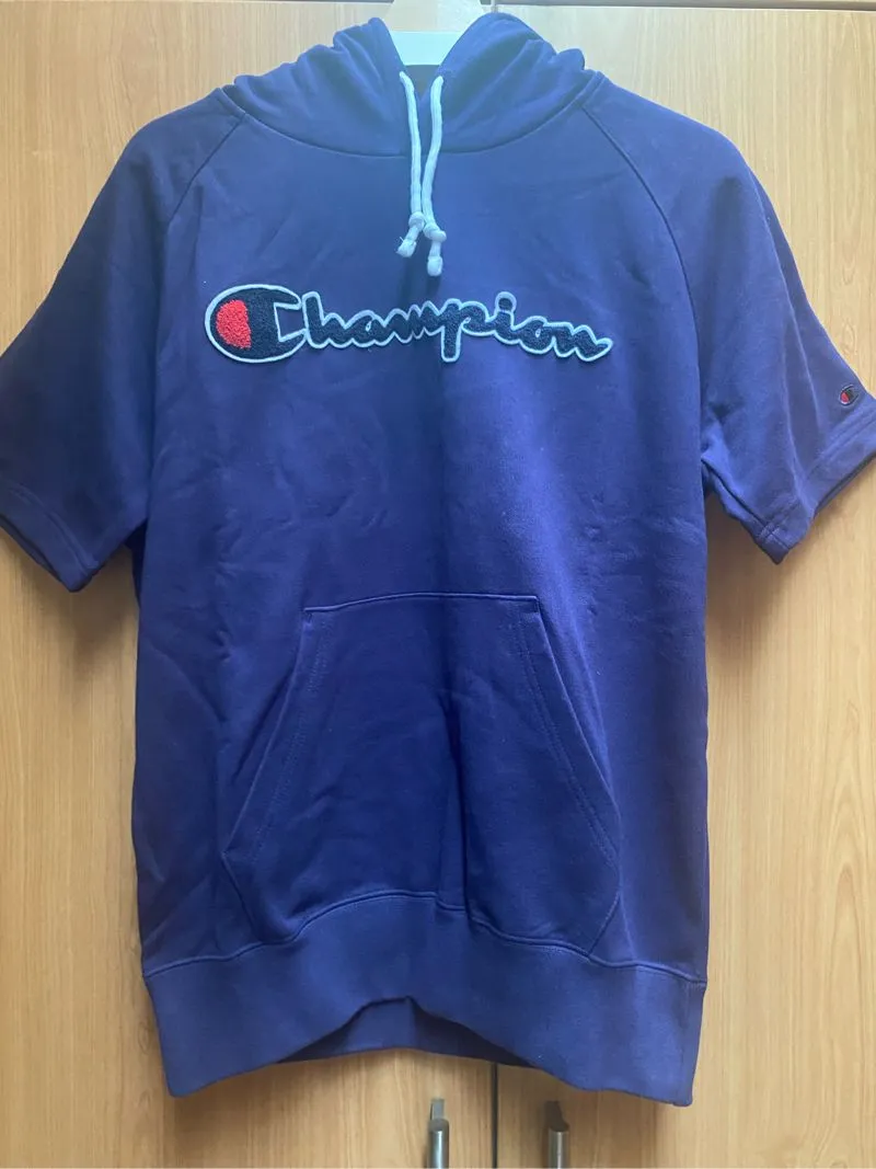 Champion Hoodie Short Sleeve photo 1