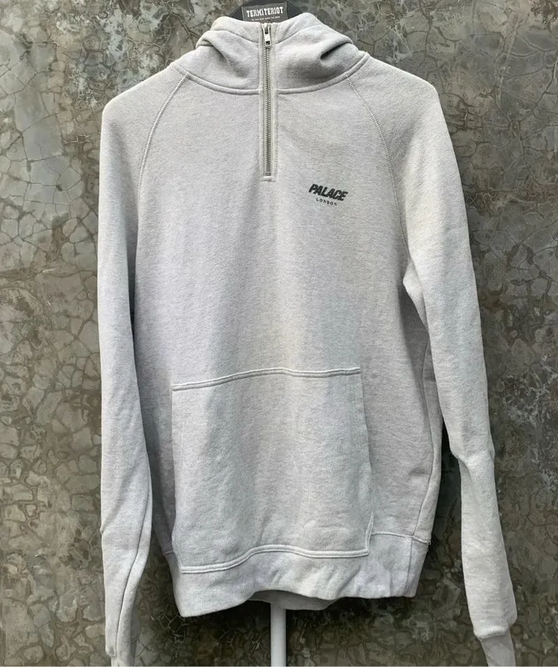 palace skateboarding photo 1