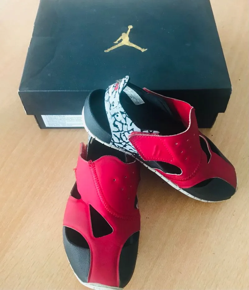 Sepatu anak photo 1