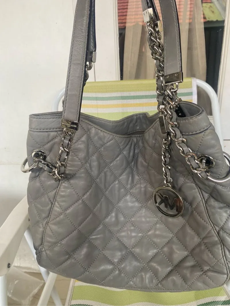 Mlchael kors photo 1