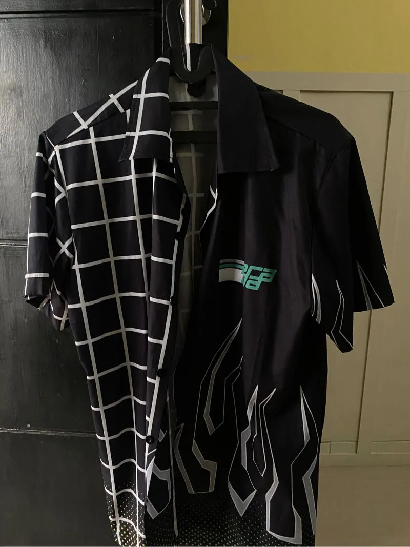 Kemeja Hitam Motif photo 1