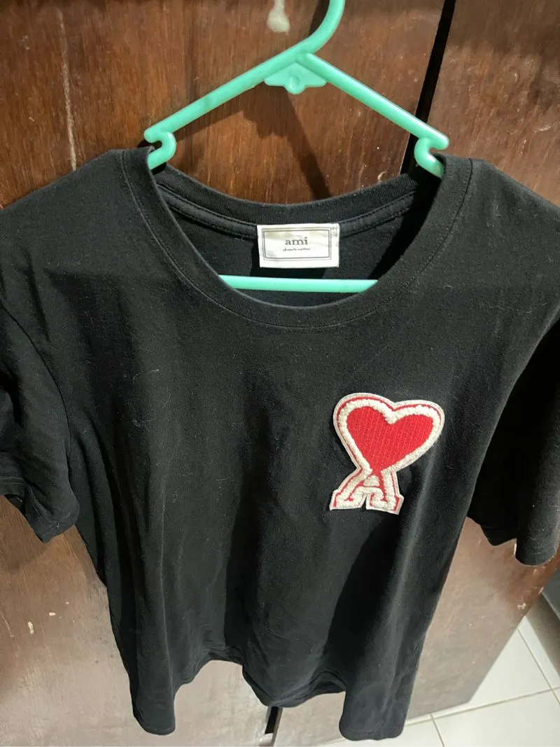 Ami Paris Tshirt photo 1