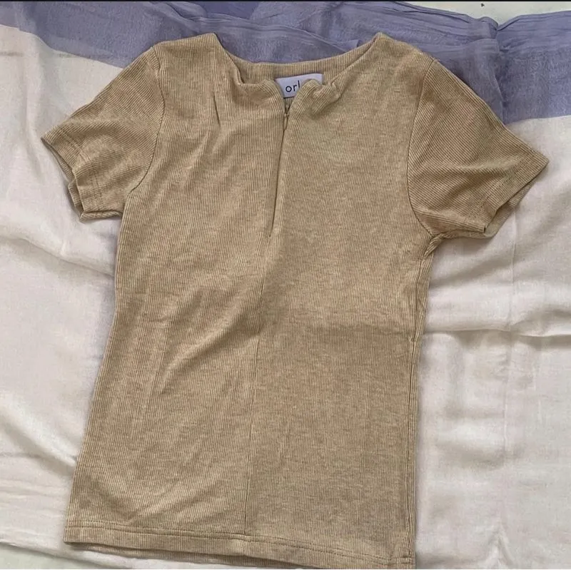 knit crop top sleeve  photo 1
