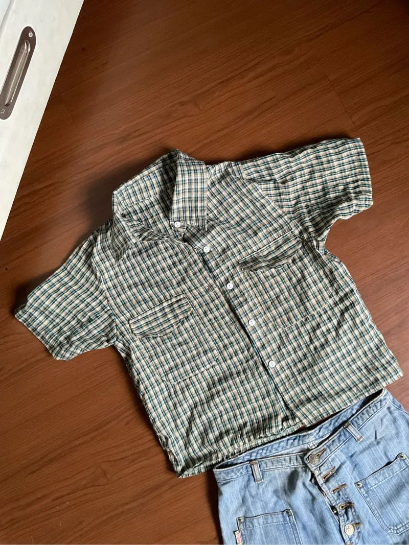 Flannel crop lengan pendek  photo 1