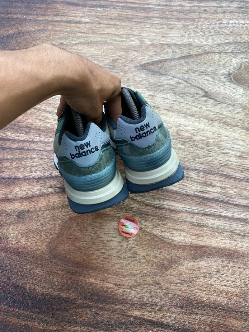 Nb 574 x stone island Preloved - Main Image