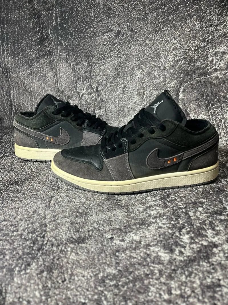 Nike Air Jordan 1 Low 'Inside Out Black' photo 1