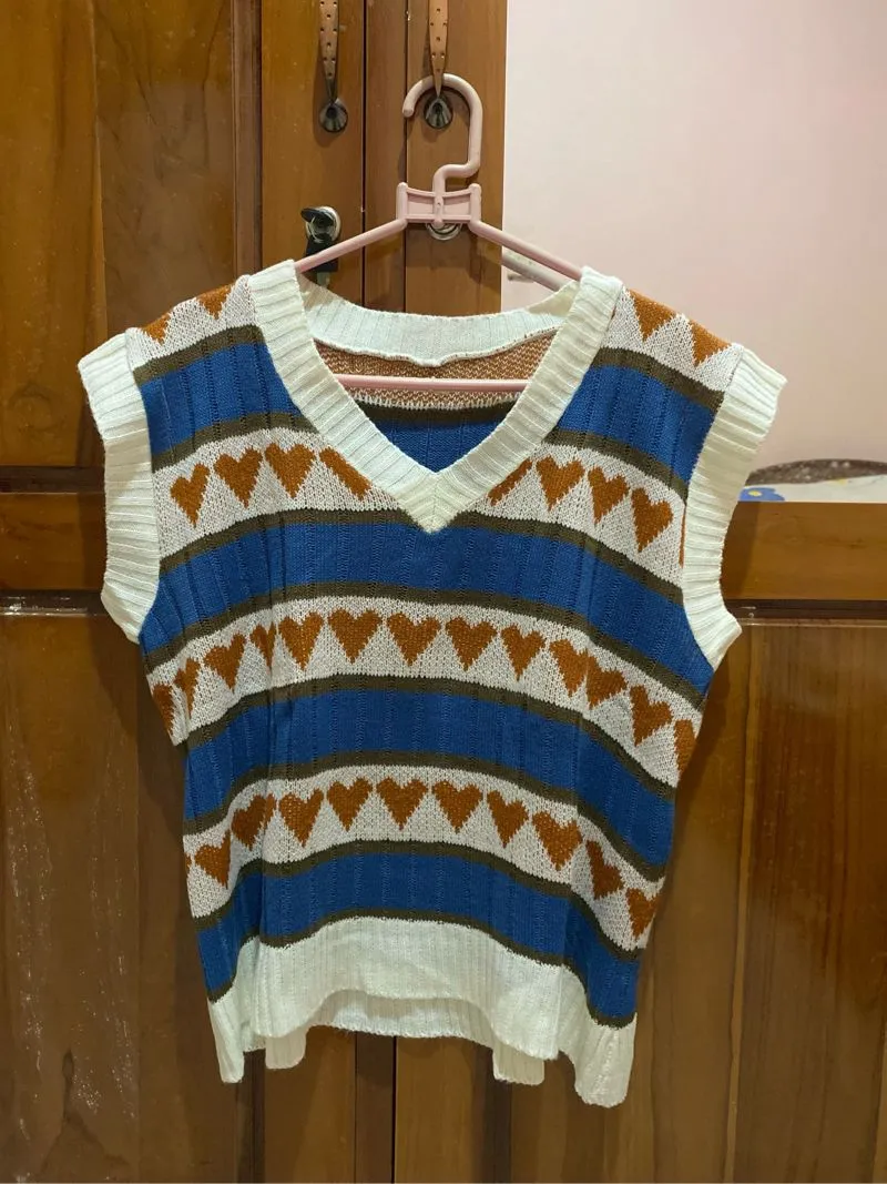 Love Vest photo 1