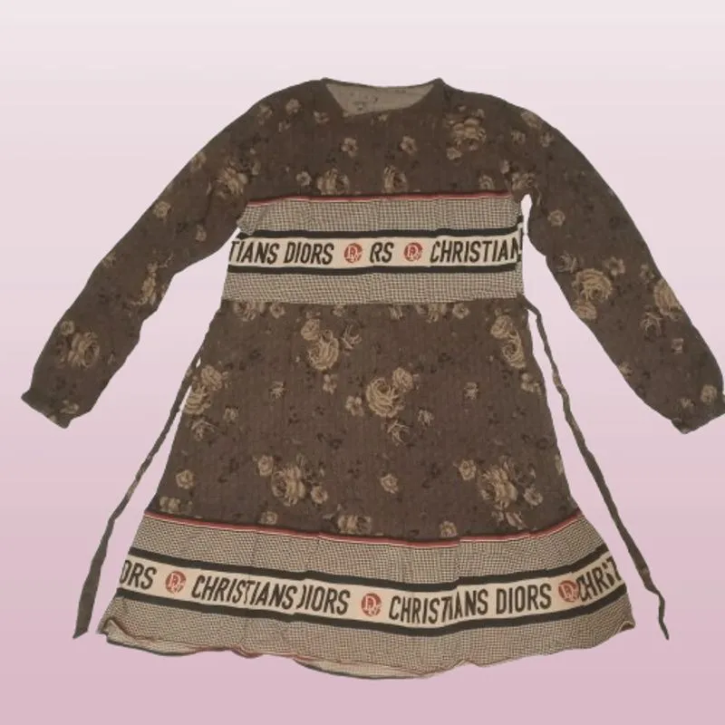 Setelan Baju&Celana Motif Bunga–Aksen"CHRISTIANS DIORS"Style photo 1