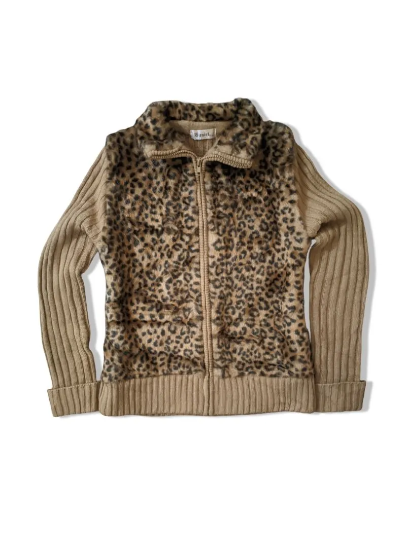 Full Zipper Leopard X Fuzzy
By : Daniel  photo 1