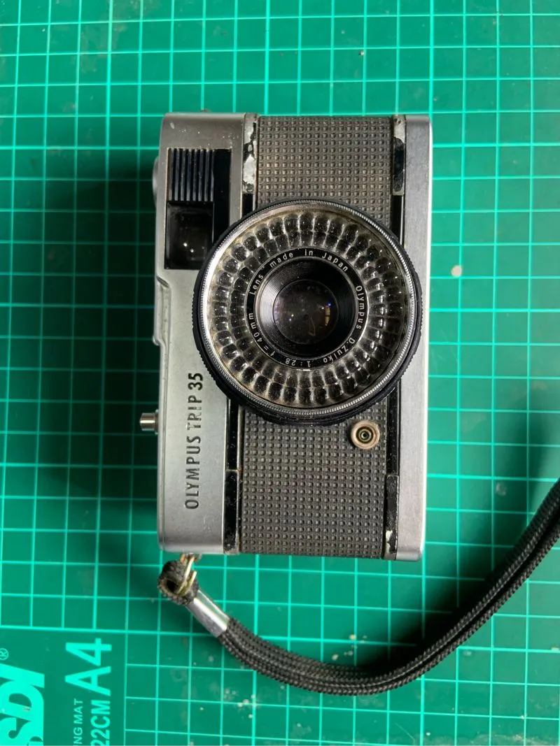 olympus trip 35 photo 1