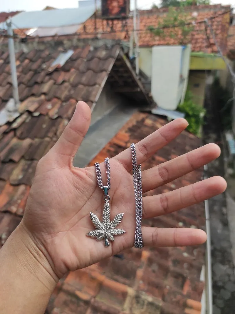 kalung liontin rasta photo 1