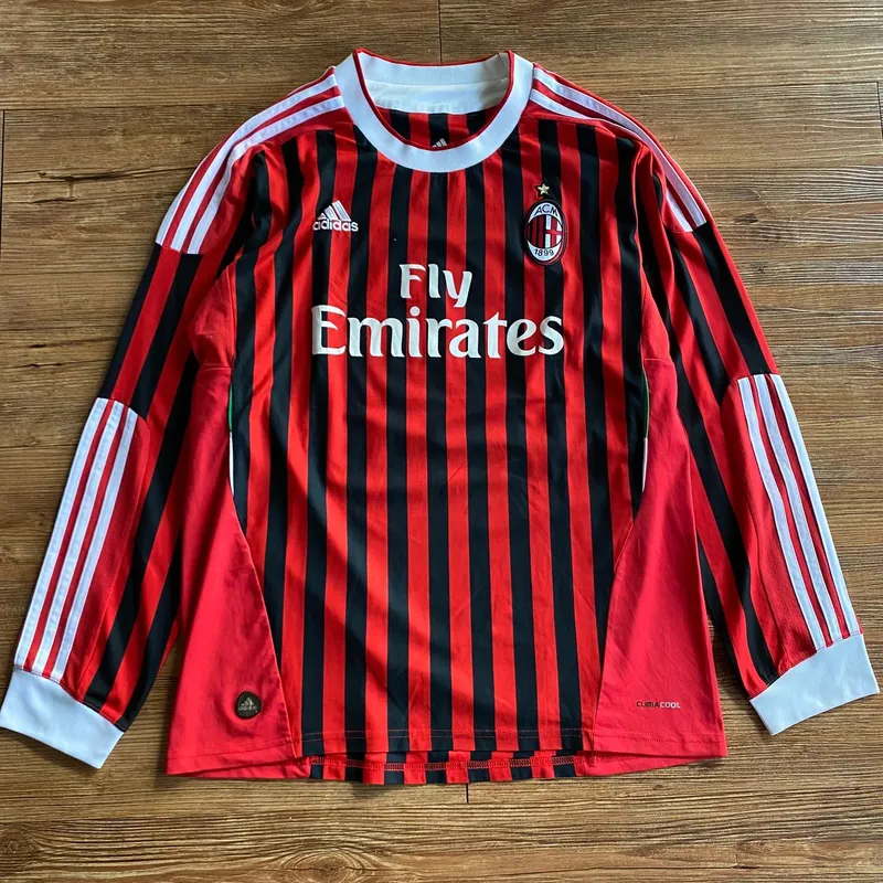 Adidas Streetwear Sportswear Jersey Pria white red photo 1