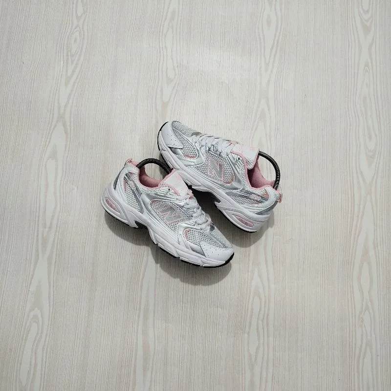 New balance 530 white pink photo 1