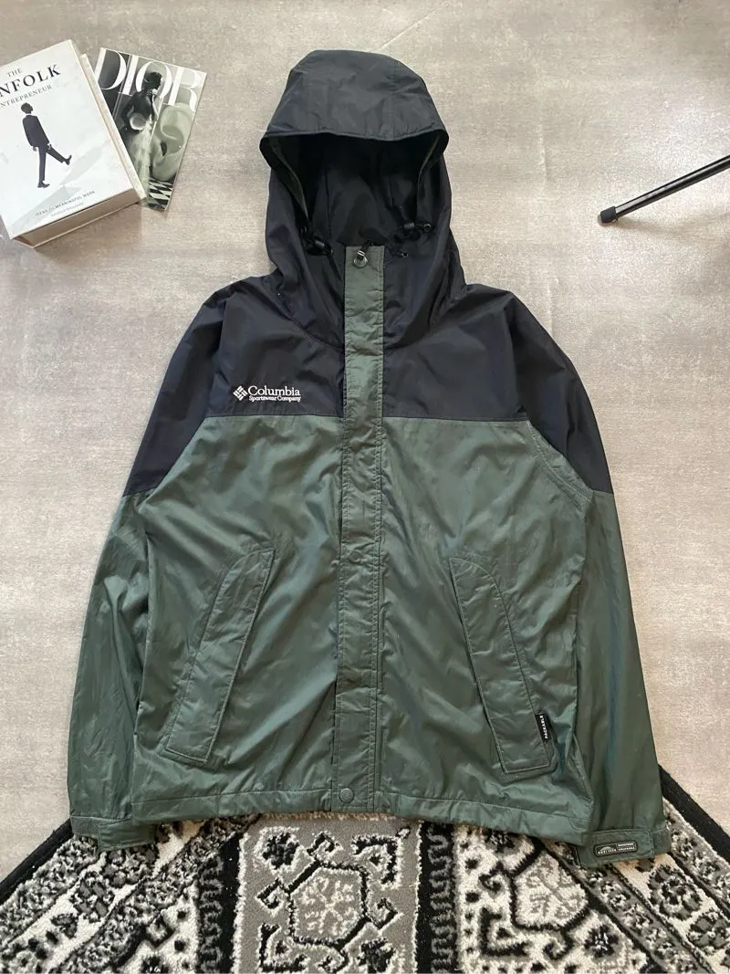 Columbia Sportwear Waterpropf omni-tech (3A - 40 ) photo 1