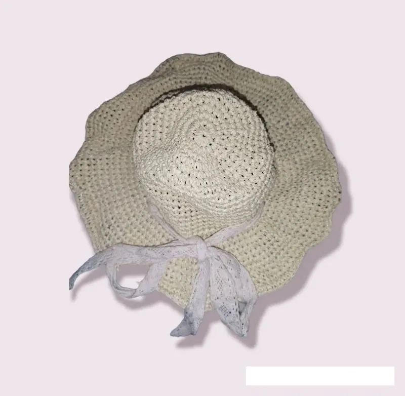 Topi pantai  photo 1
