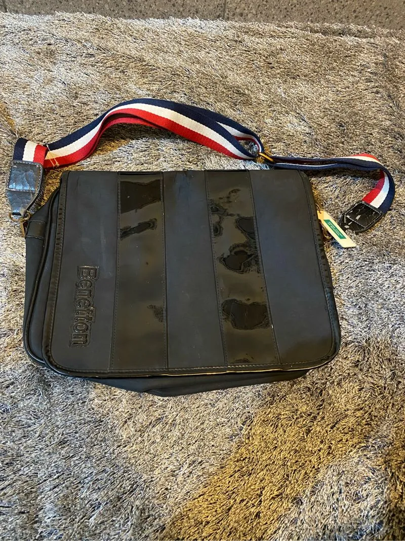 Sling bag united colors of beneton photo 1
