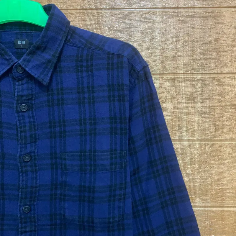 Kemeja Flanell Uniqlo Size L P photo 1