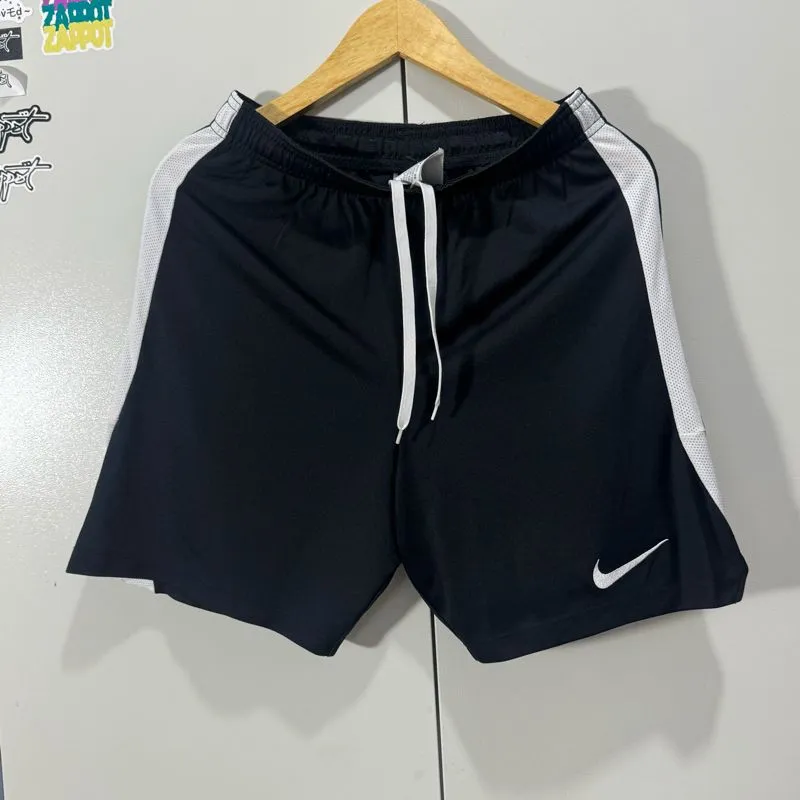 Nike dri-fit short pants photo 1