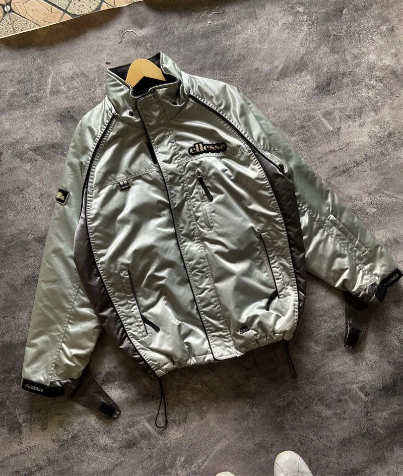 Ellesse Sportswear Windbreaker Pria gray photo 1