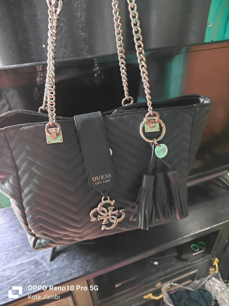 Guess Luxury Tote bag Wanita black photo 1