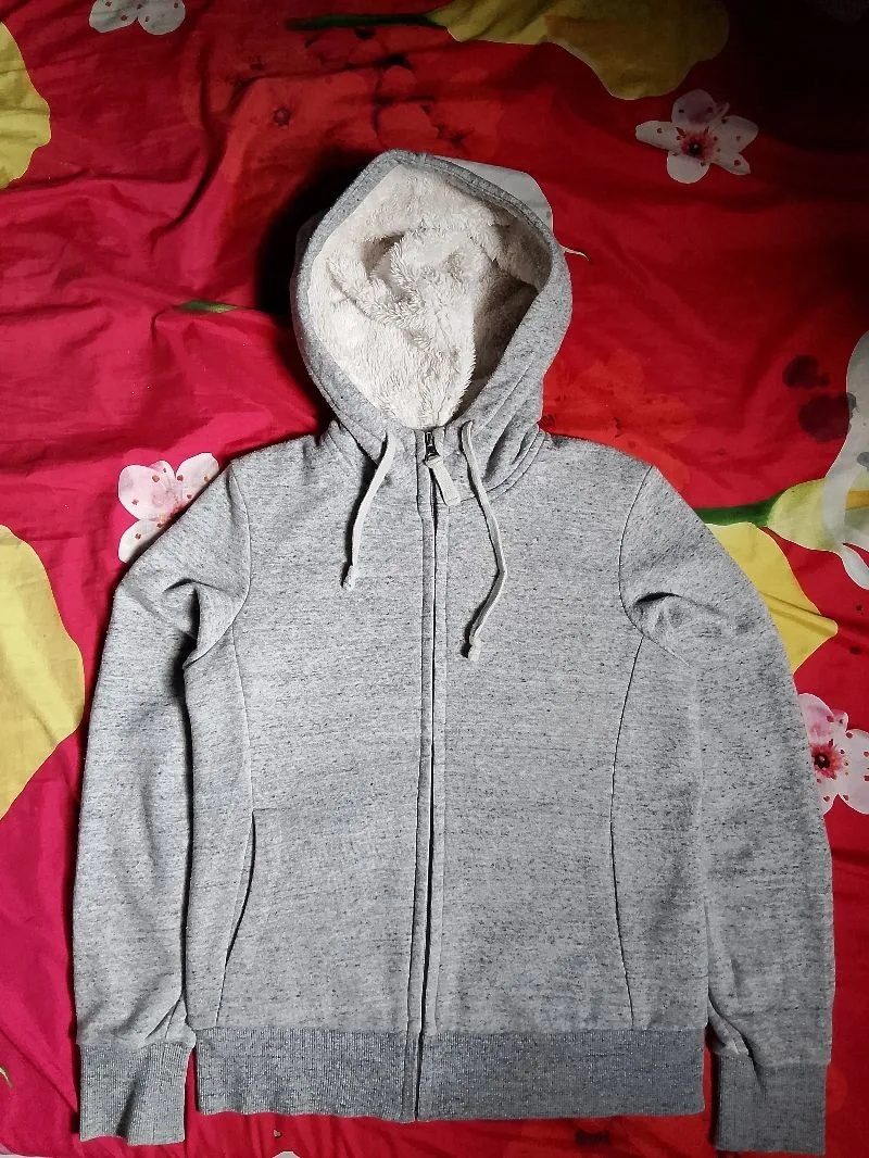 Zipper hoddie sherpa uniqlo  photo 1