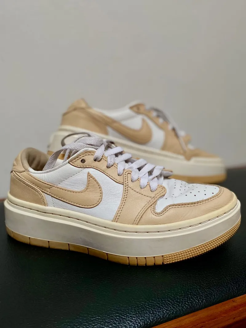 Nike Air Jordan Streetwear Casual Sneakers Wanita white tan khaki cream