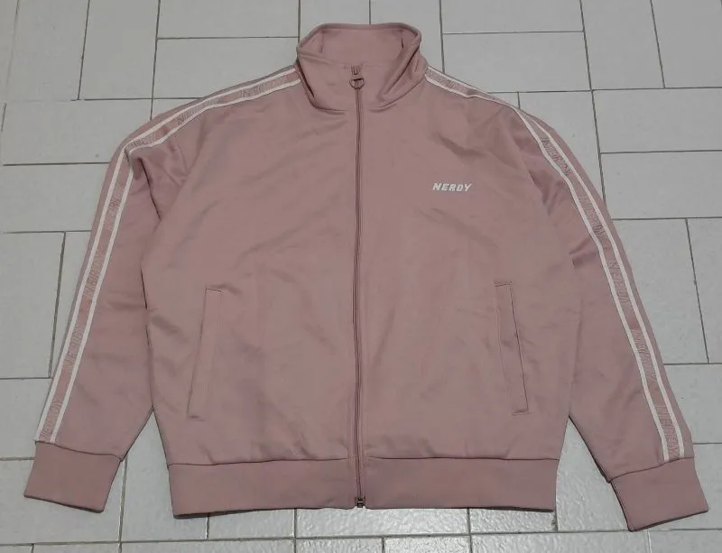Jaket Sport Running Tracktop Nerdy x Taeyeon Taped Pink photo 1