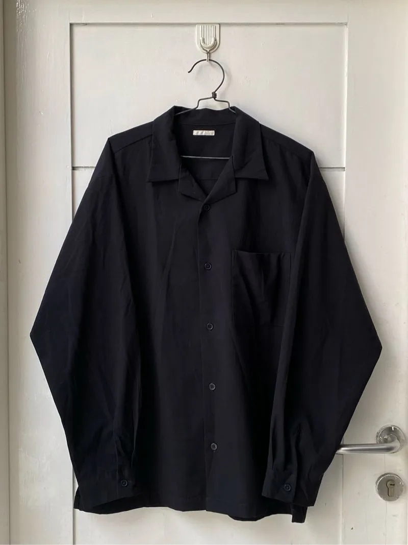 GU Black Open Collar Oversize Boxy Shirt photo 1