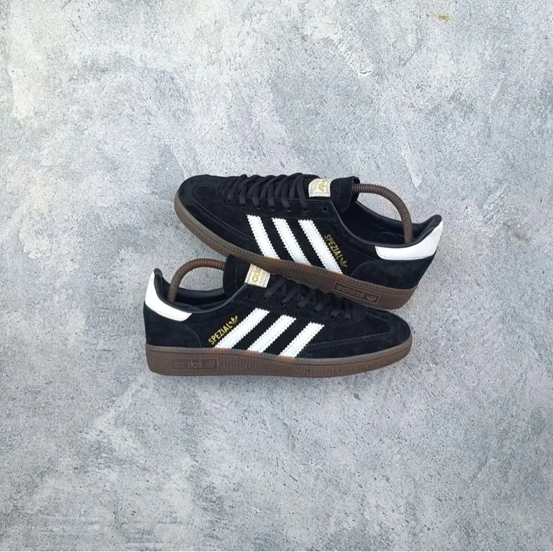 [Termurah] hanya ada 1 - Adidas Handball Spezial Black White photo 1