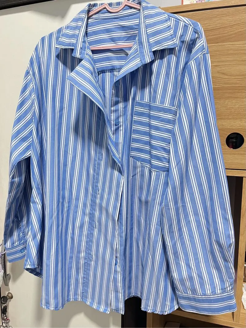 Preloved Kemeja Salur Biru Putih photo 1
