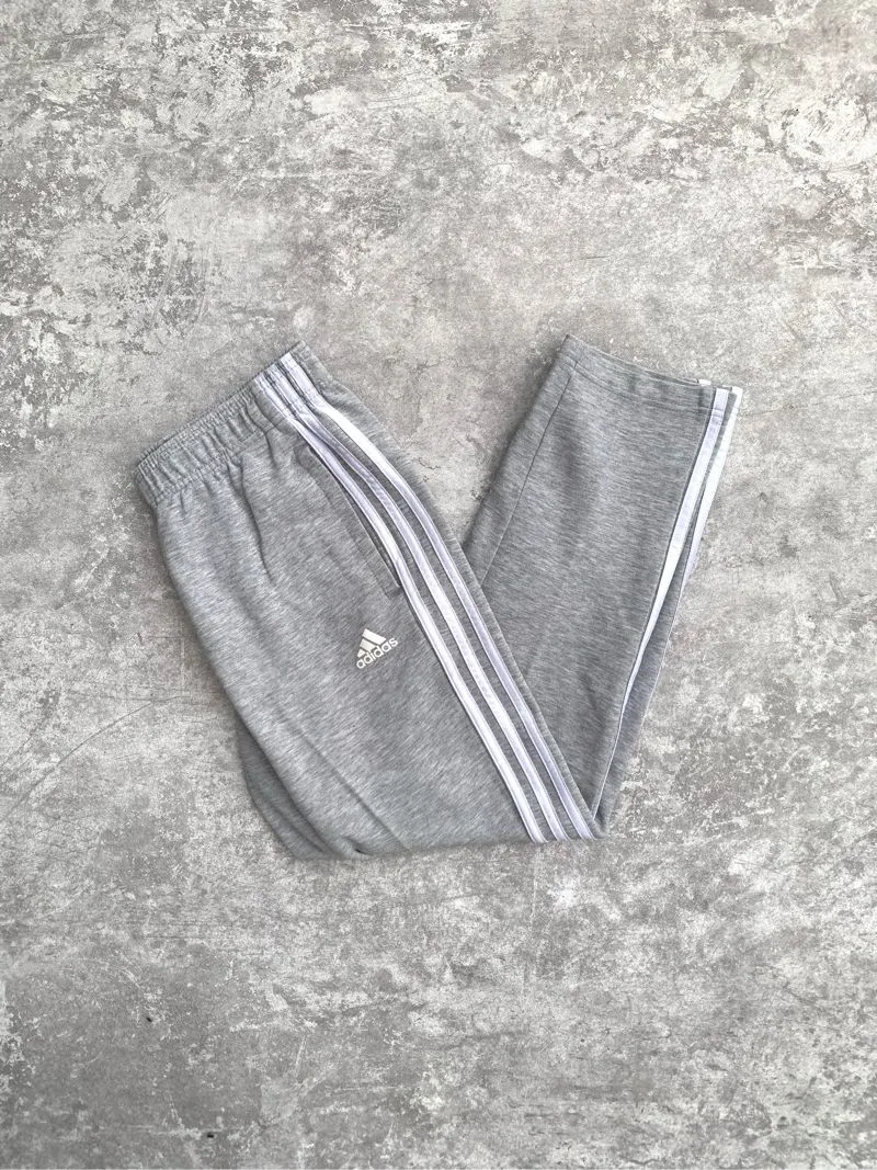 sweatpants triple stripes by Adidas photo 1