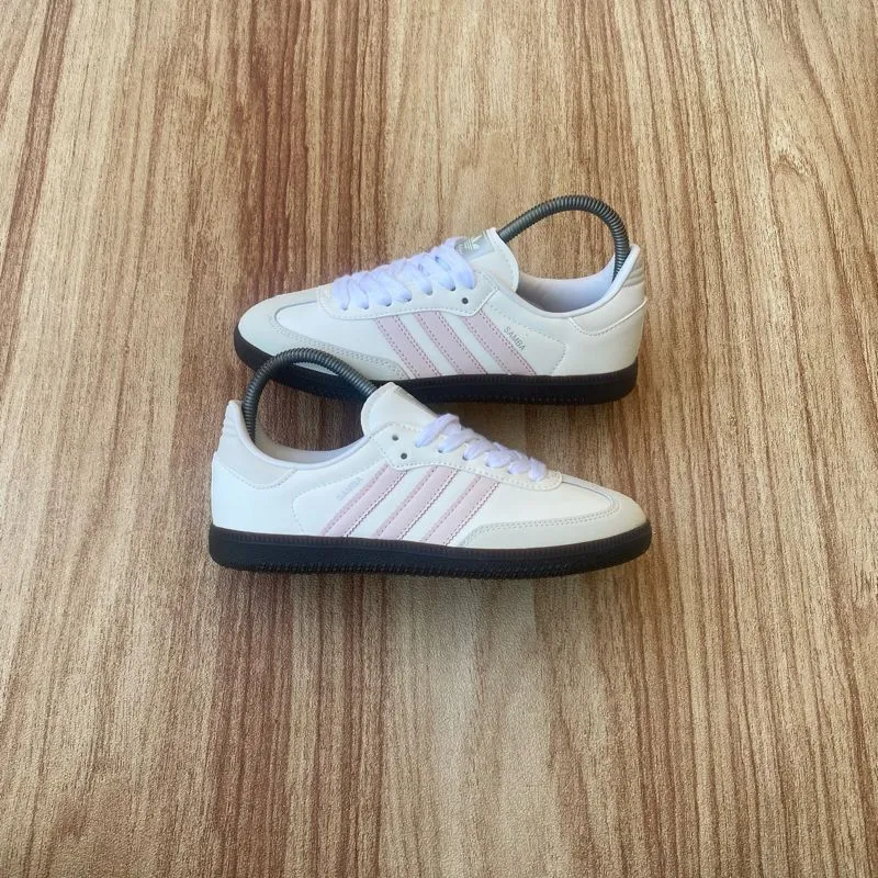 Adidas Samba photo 1
